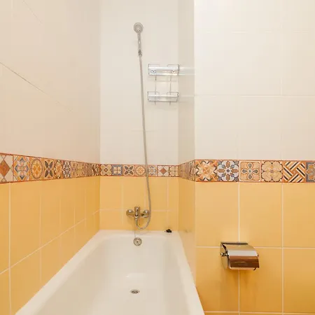 Paraiso Bamboo - 2 Bedrooms, 2 Bathrooms, Fibre Net, Heart Of The Gigantes, Tv Channels